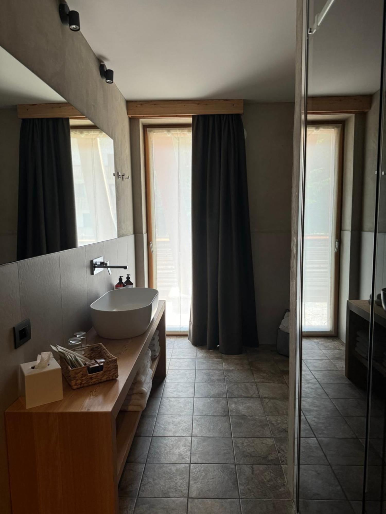 שמפולוק Au Charmant Petit Lac - Ecohotel Parc & Spa מראה חיצוני תמונה